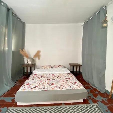 Appartement Carre D'or - Studio Gubernatis *